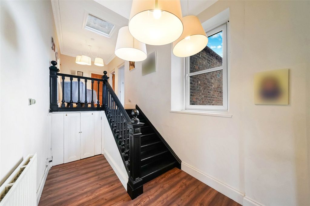 Property photo 2 of 26 Hallway