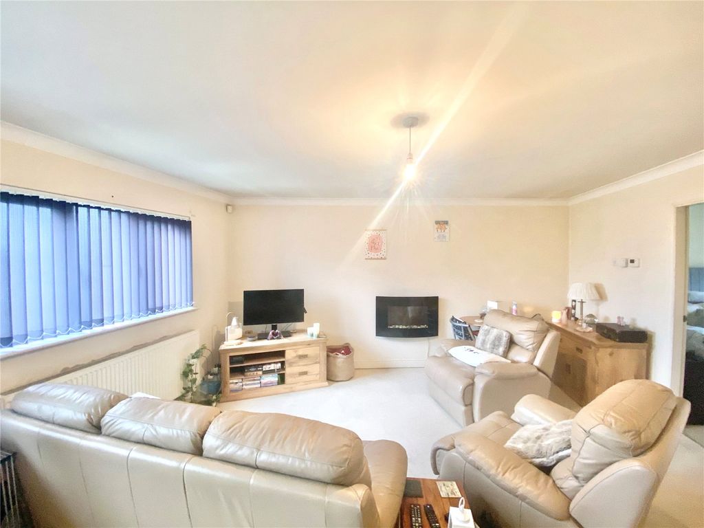 Property photo 2 of 9 Living Room