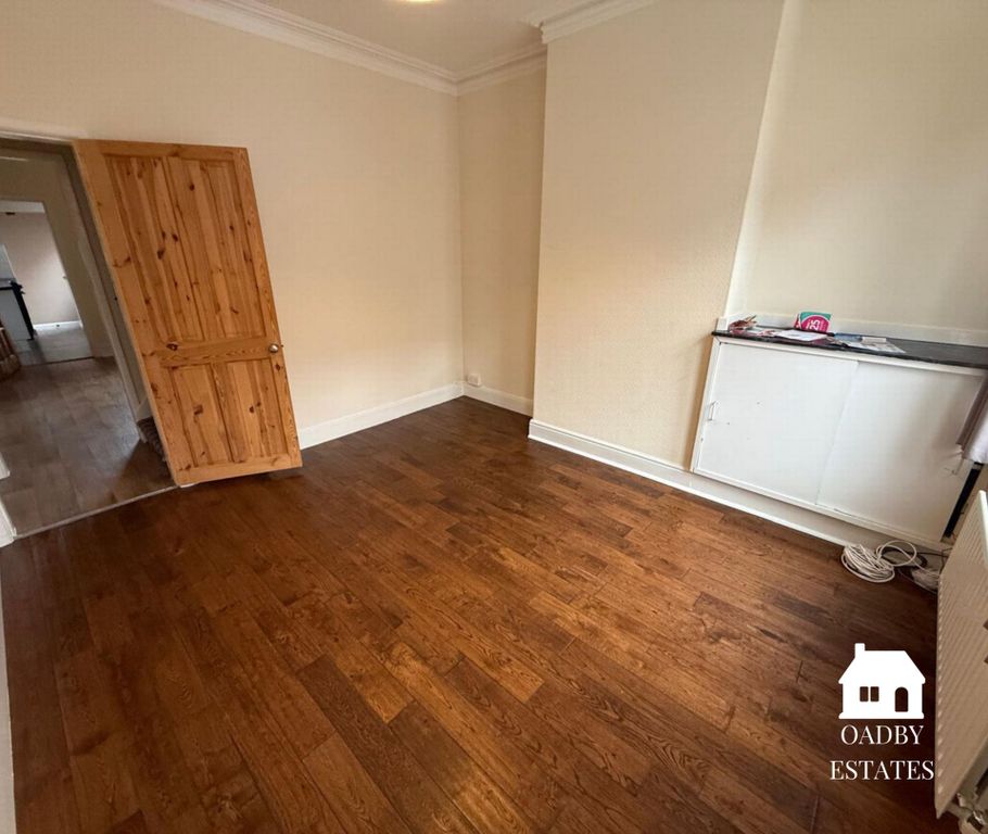 Property photo 3 of 11 Photo 3