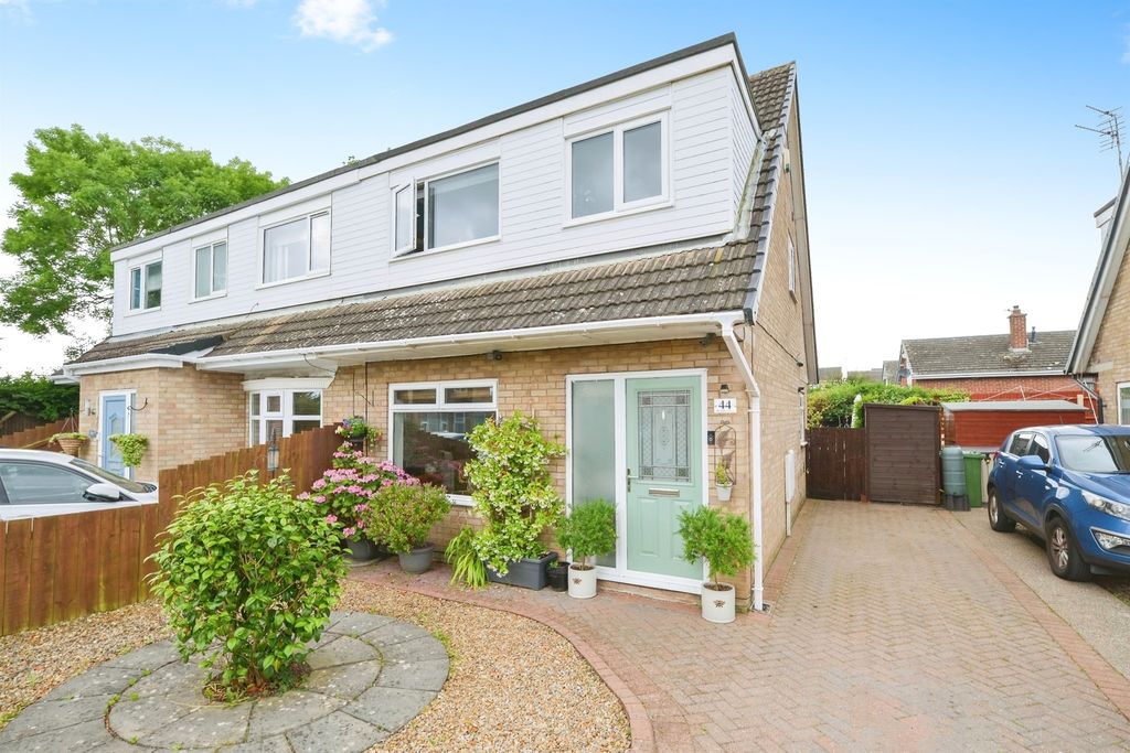 Property photo 1 of 16