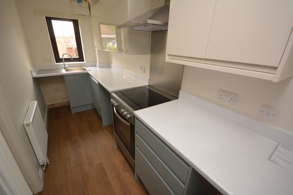 Property photo 2 of 5 Kitchen