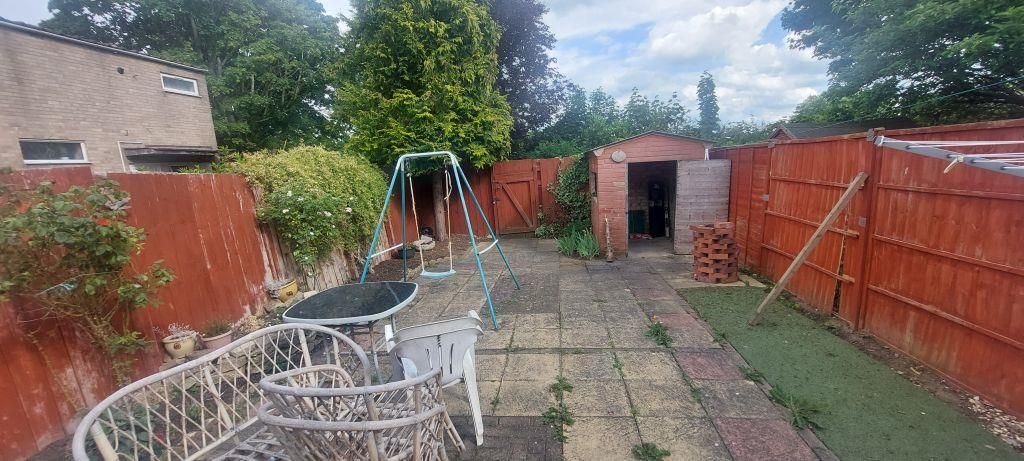 Property photo 3 of 11