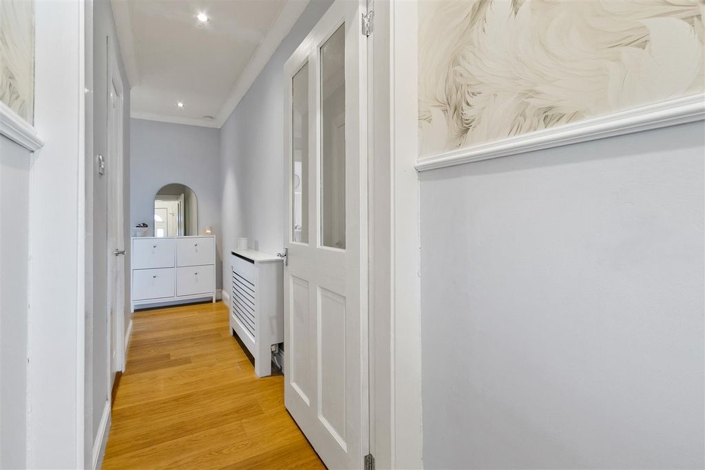 Property photo 2 of 26 Woodvale-5.Jpg