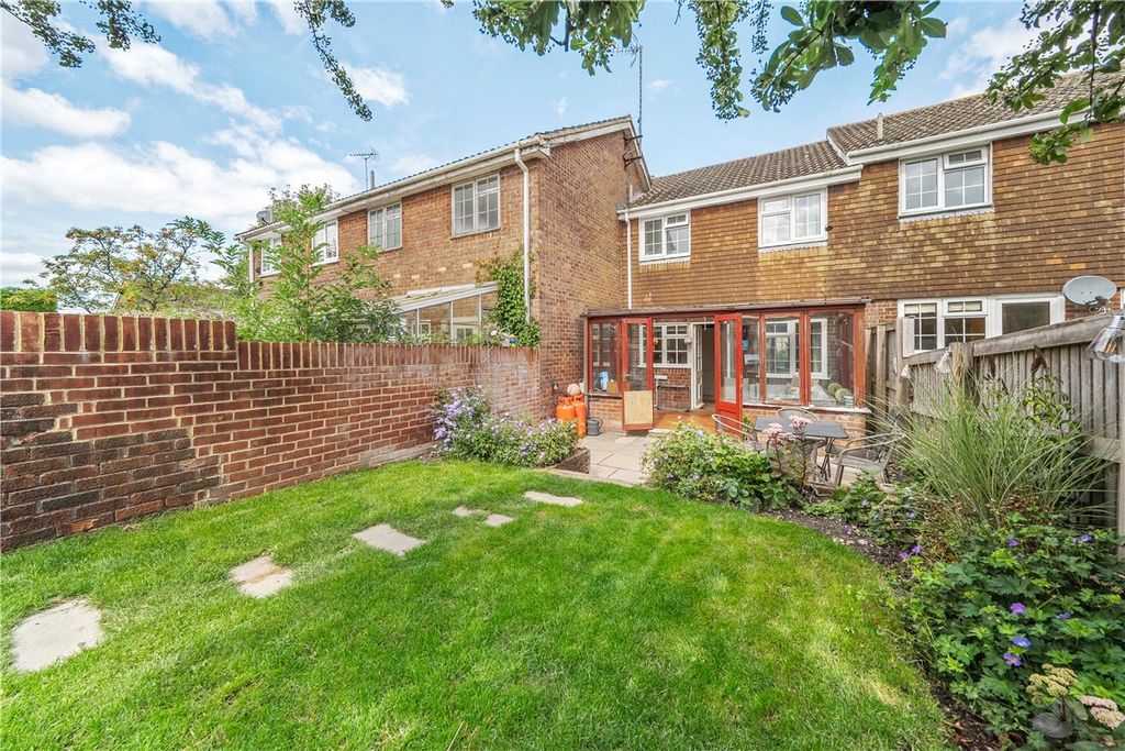 Property photo 2 of 21 Picture No. 22