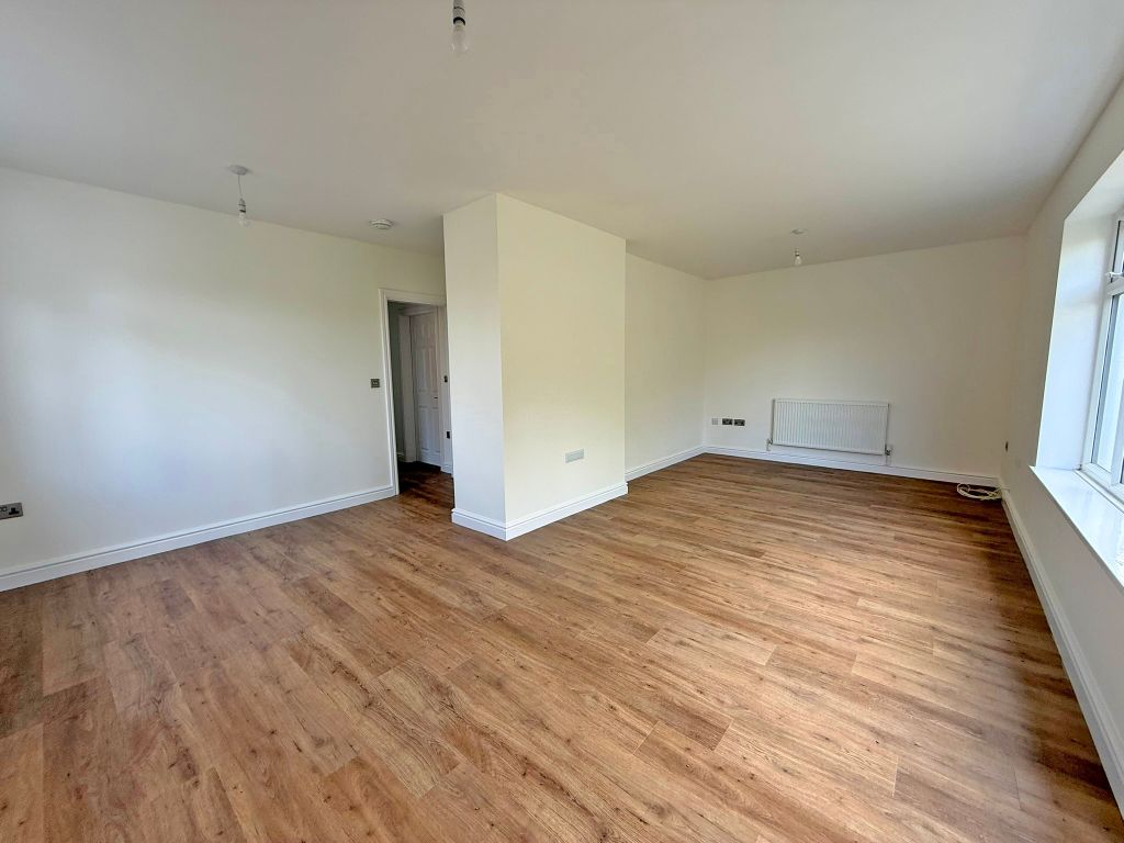 Property photo 3 of 11 Img_9384