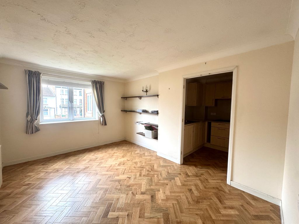 Property photo 2 of 9 Living Room