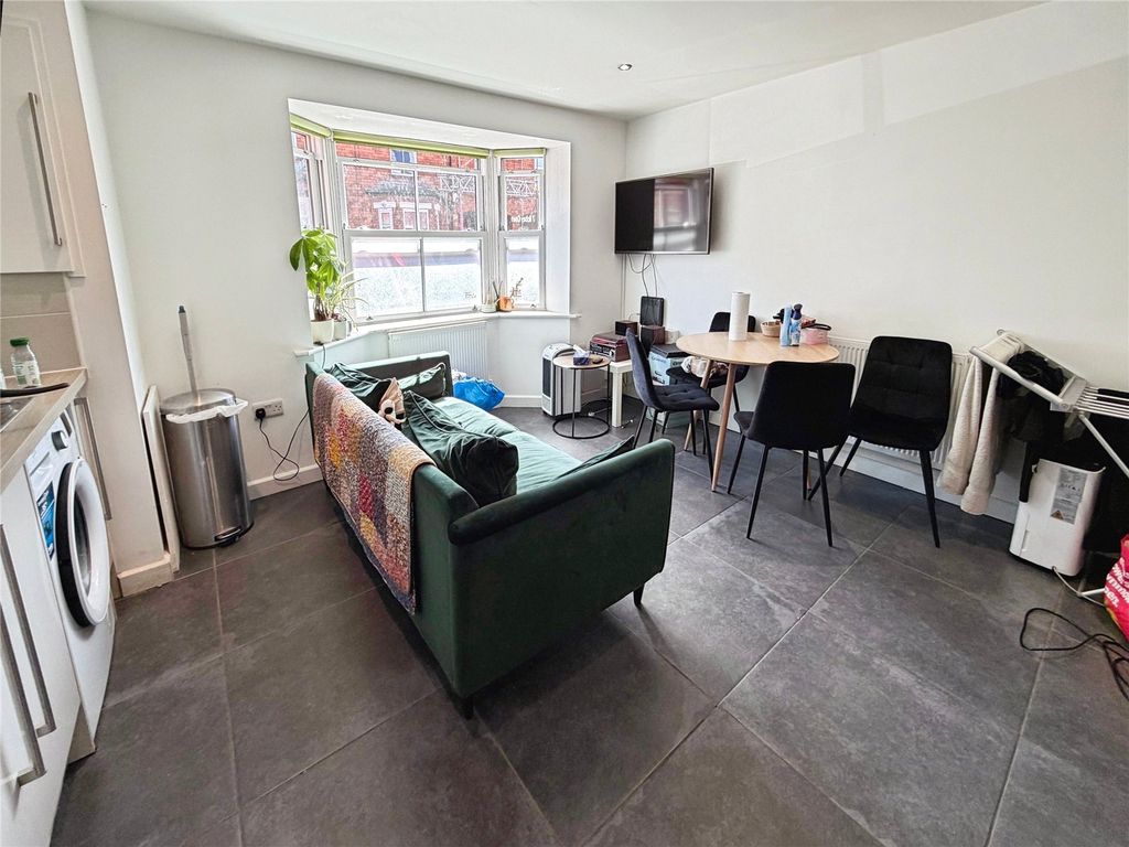Property photo 3 of 7 Open Plan Area
