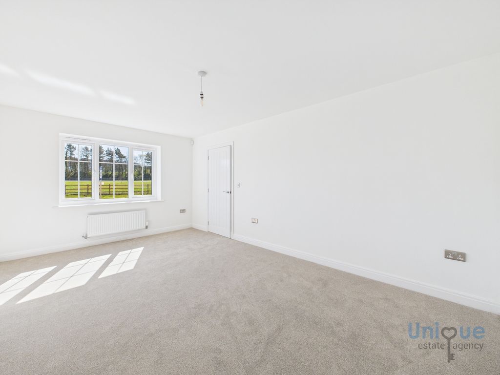 Property photo 3 of 34