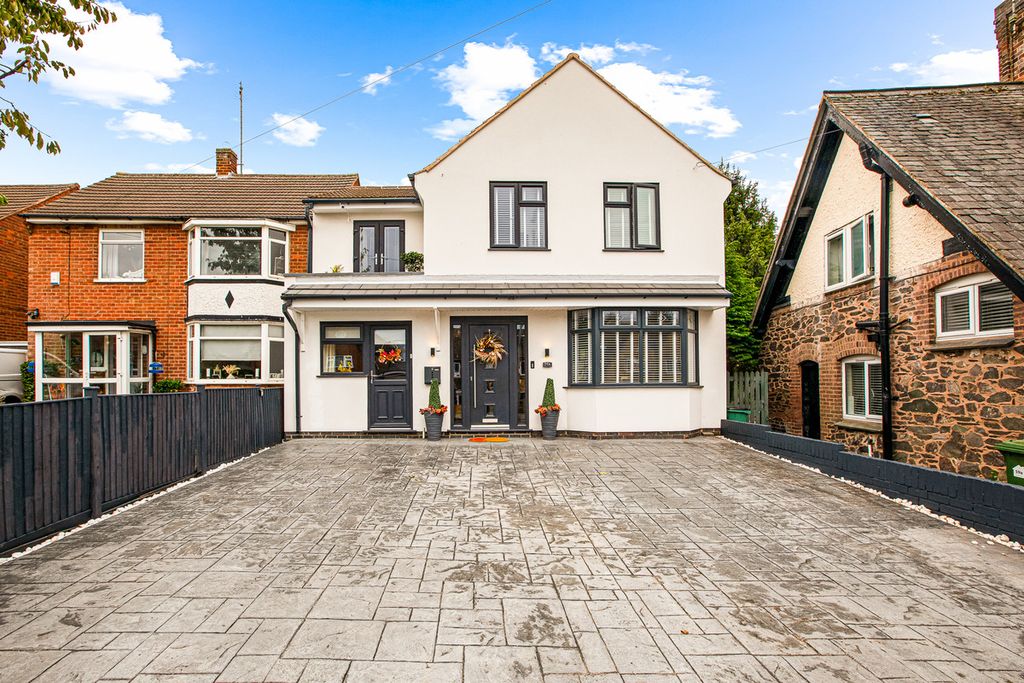 Property photo 1 of 30