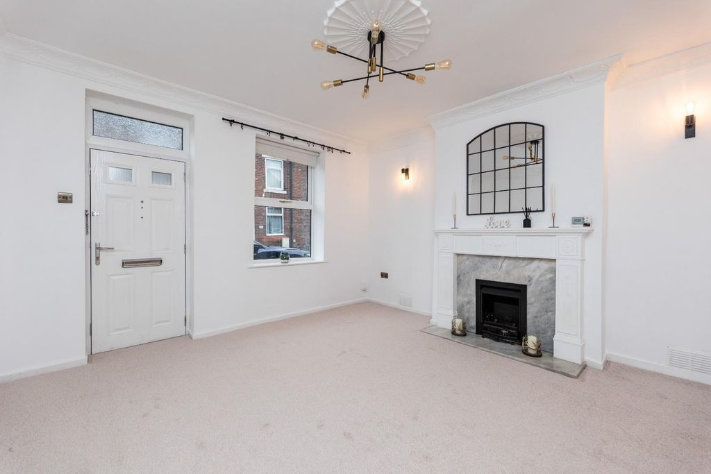 Property photo 2 of 11 5C5A8770.Jpg