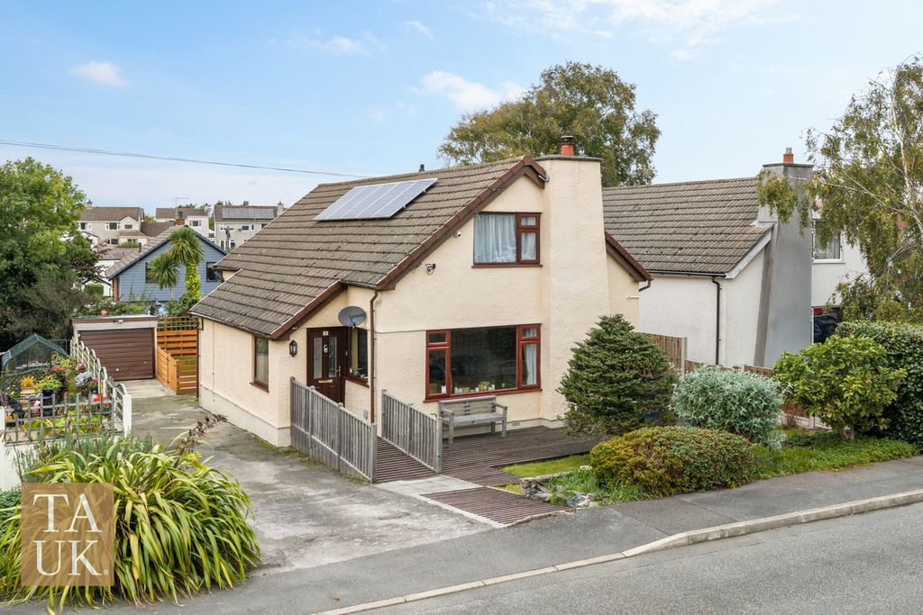 Property photo 1 of 22