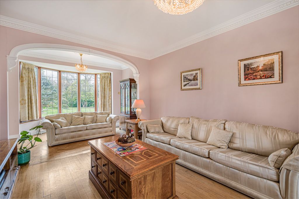 Property photo 3 of 22 Picture No. 12