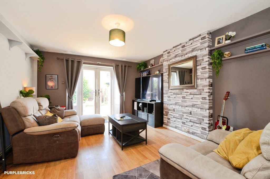 Property photo 2 of 19 Reception Room