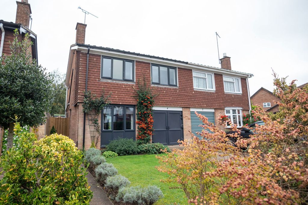 Property photo 1 of 13