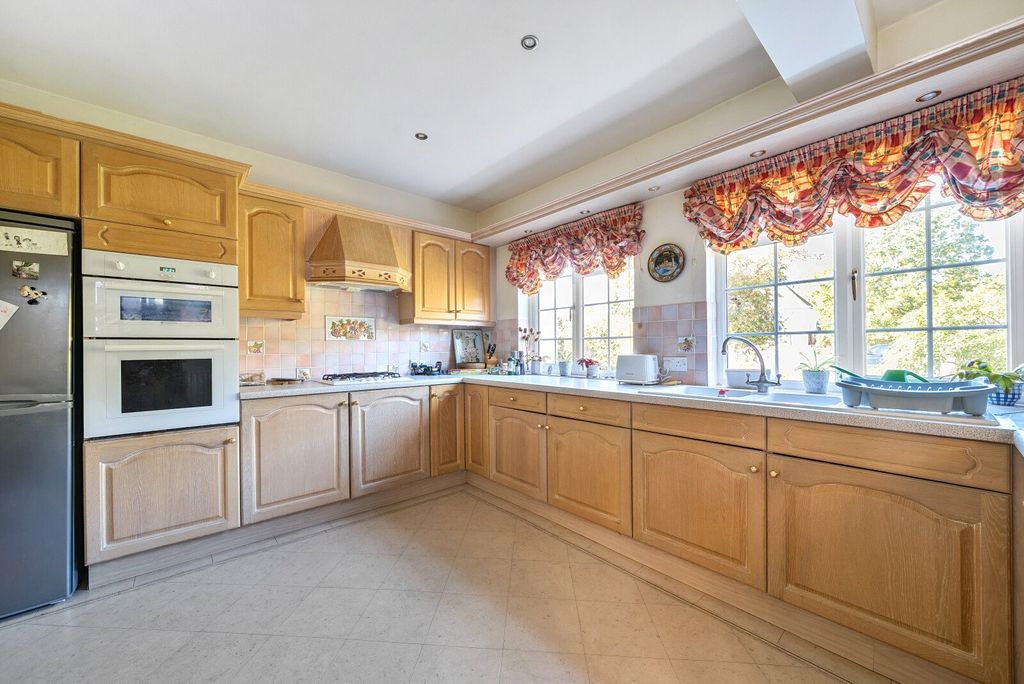 Property photo 3 of 18 Picture No. 21