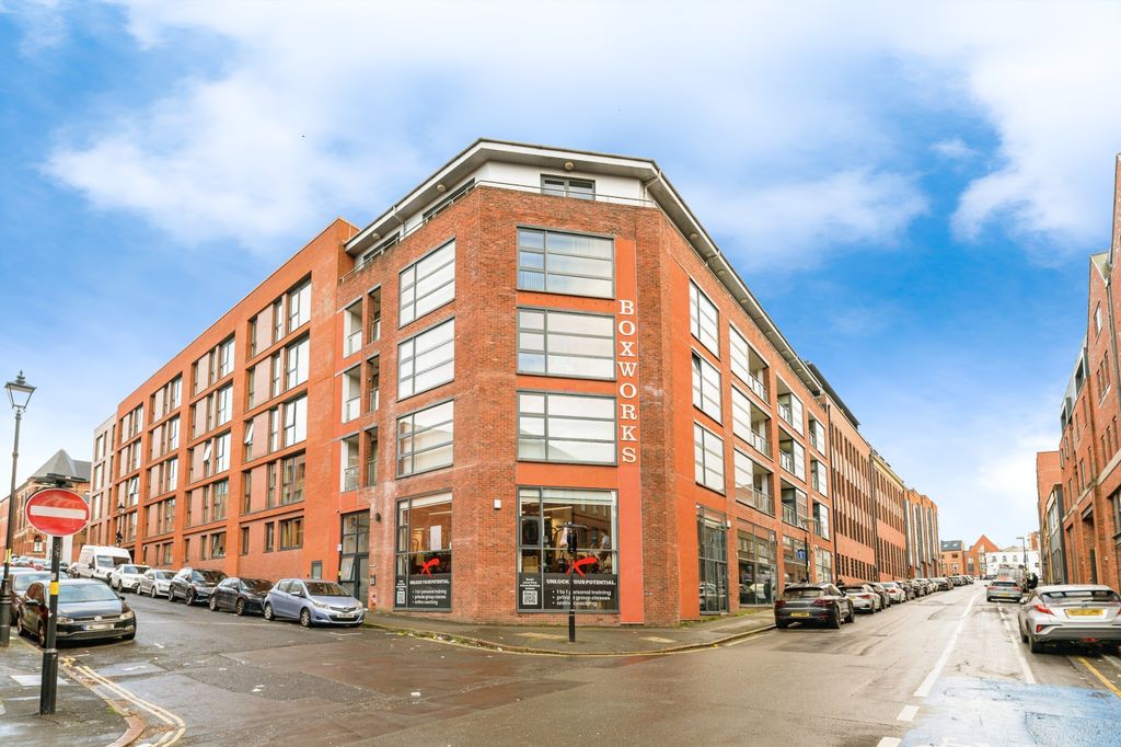 Property photo 1 of 19 Af647561-03