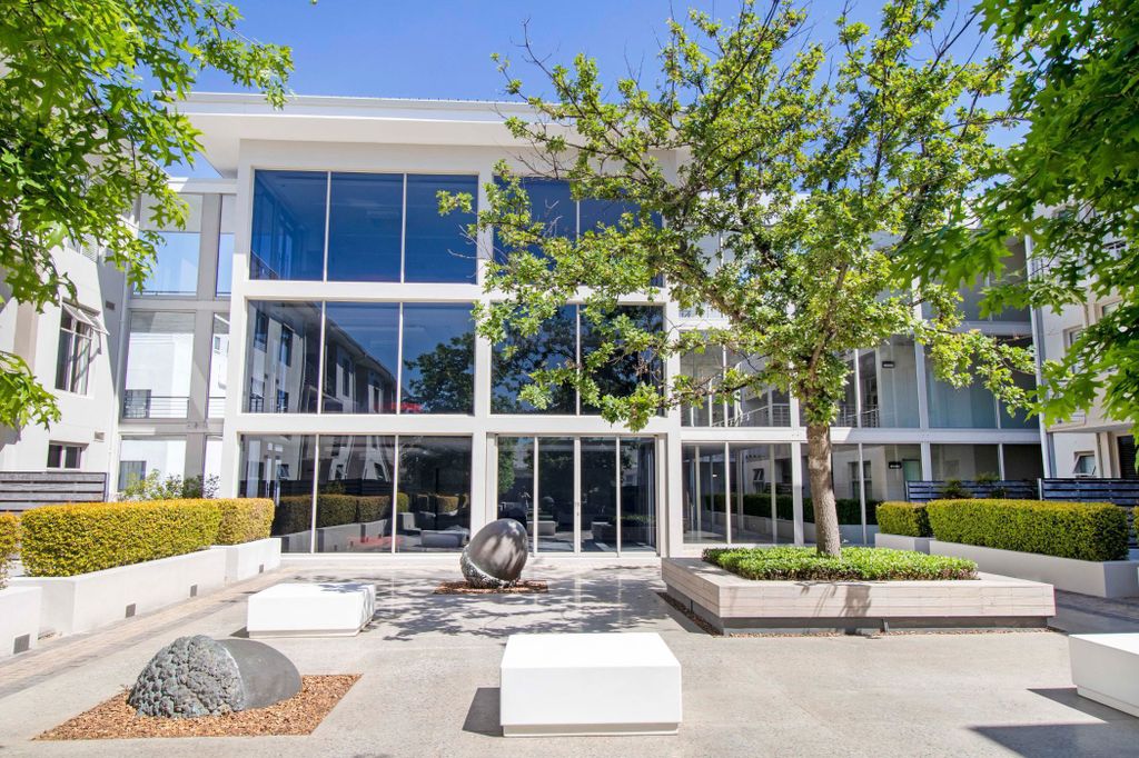 Property photo 1 of 55 St1721720