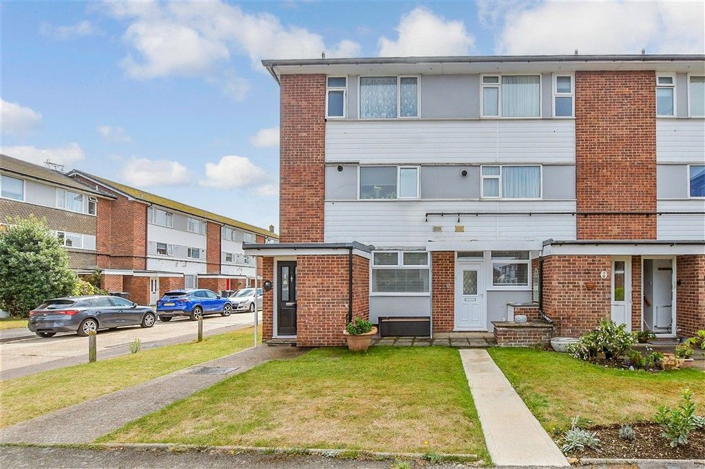 Property photo 1 of 9 C Ccccccc