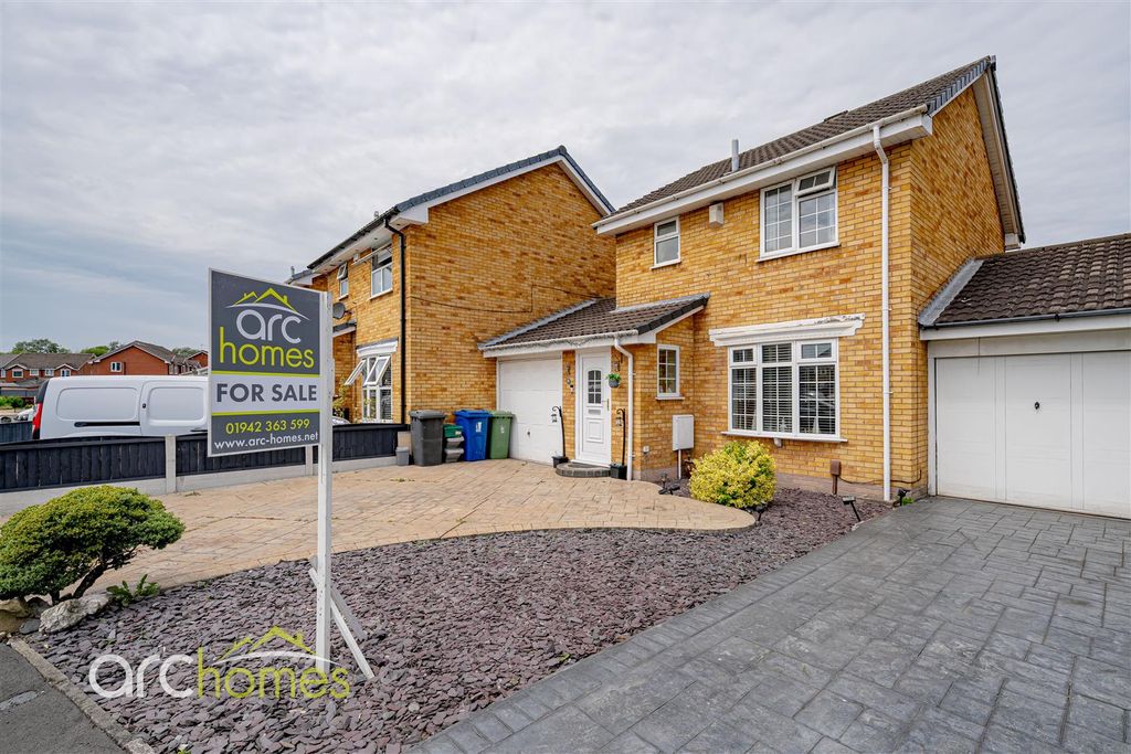 Property photo 1 of 30 Ennerdale-27.Jpg