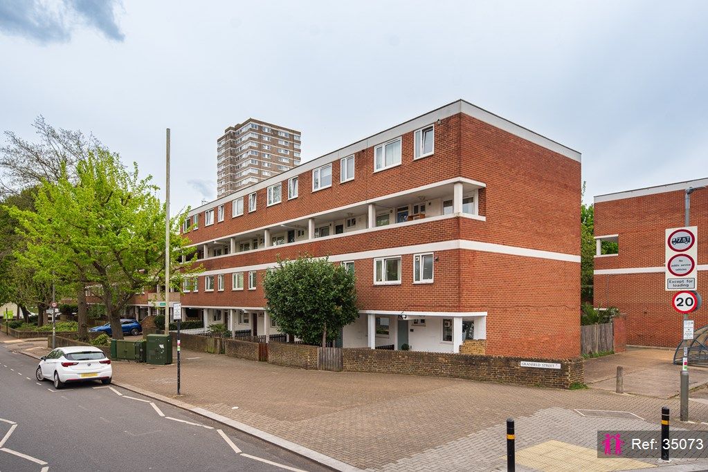 Property photo 2 of 11