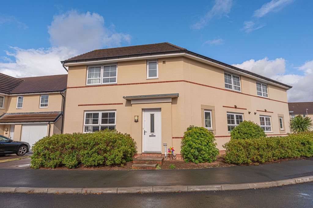 Property photo 1 of 33