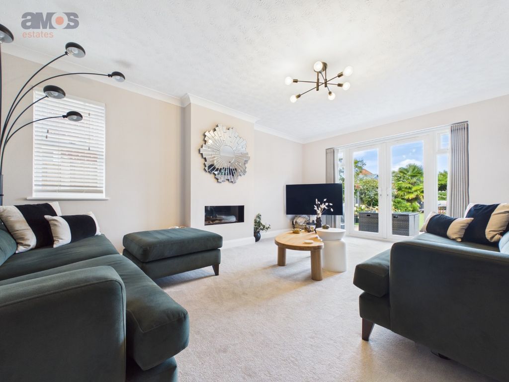 Property photo 2 of 23 5454264