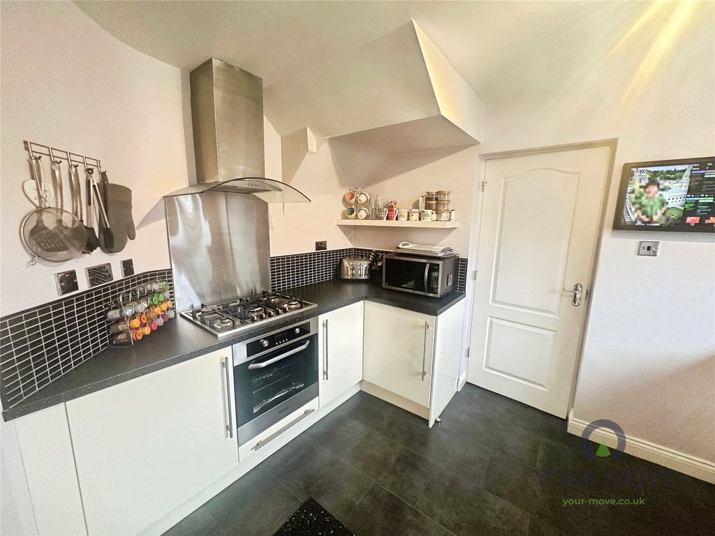 Property photo 3 of 23 Picture No. 34