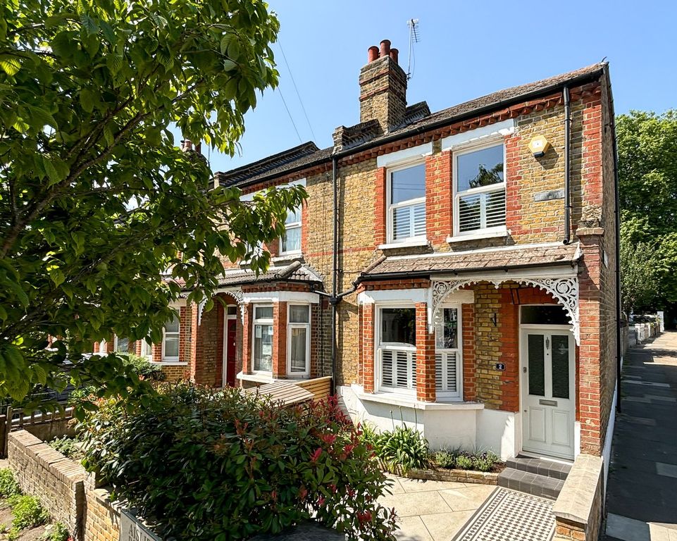Property photo 1 of 17