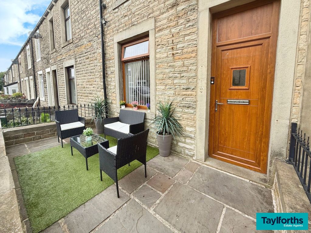 Property photo 2 of 29