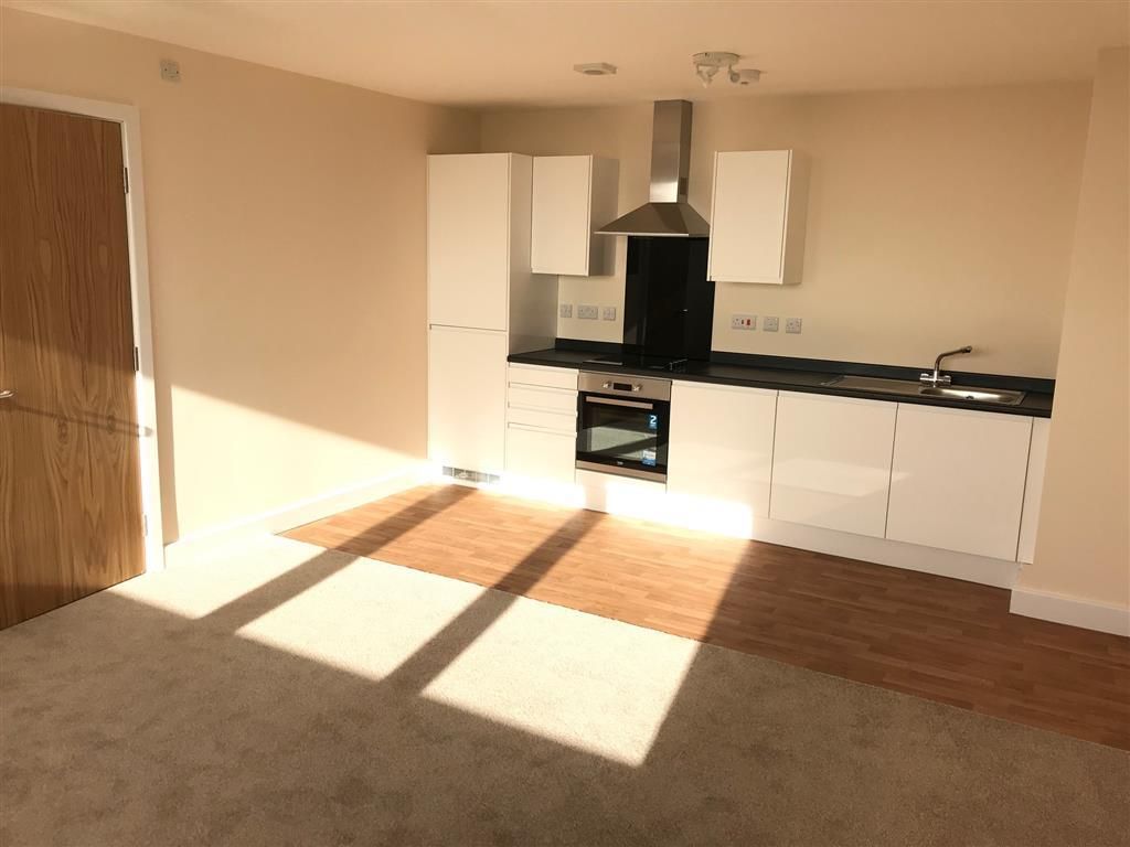 Property photo 2 of 8 Bedroom 1