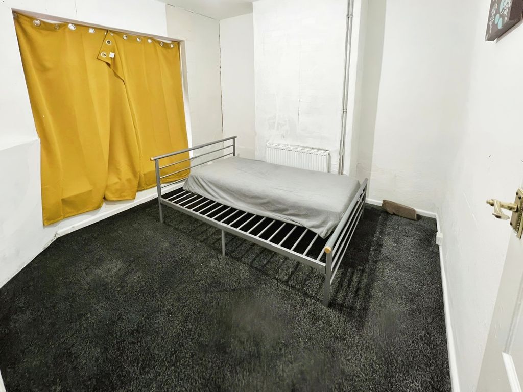 Property photo 3 of 12 Picture No. 08
