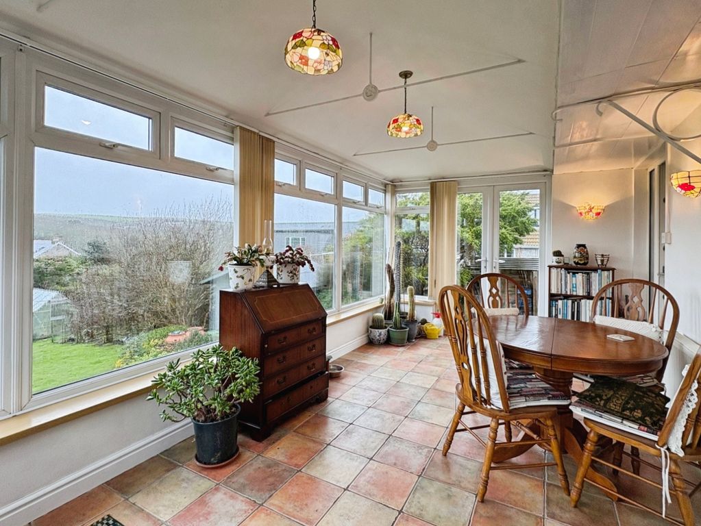 Property photo 3 of 29