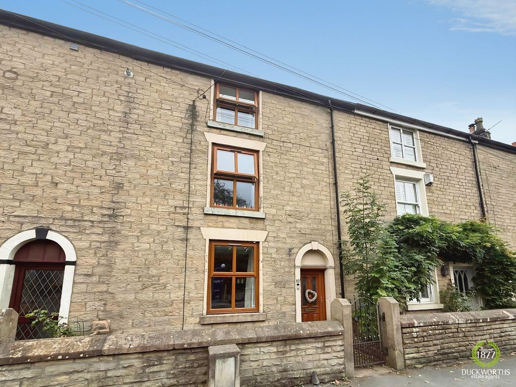 Property photo 1 of 30