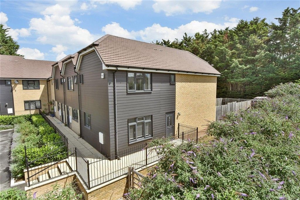 Property photo 1 of 10 External (Web)