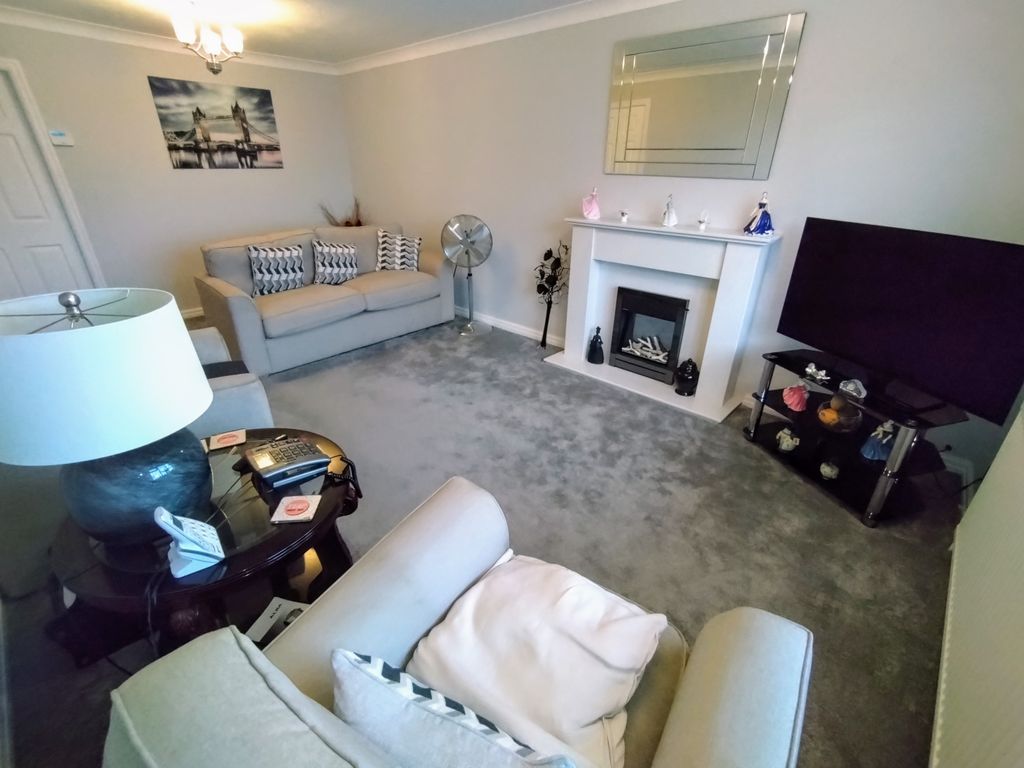 Property photo 2 of 22