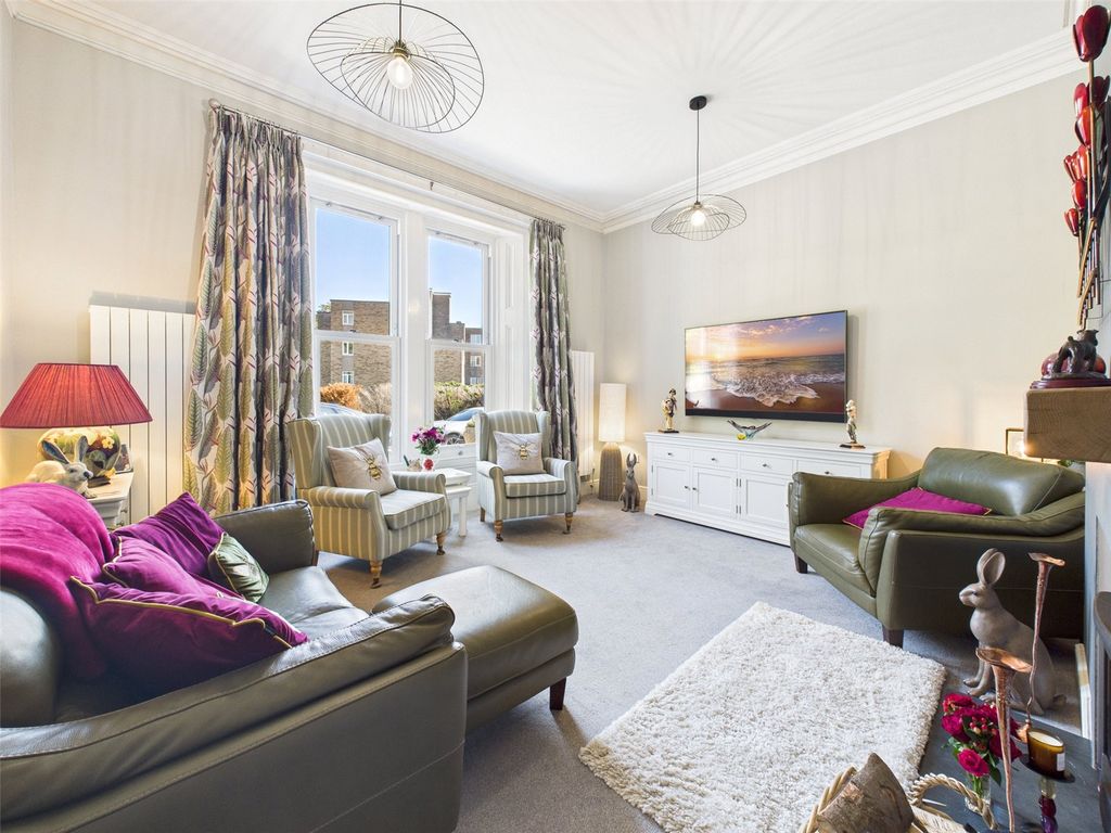 Property photo 3 of 29 Picture No. 19