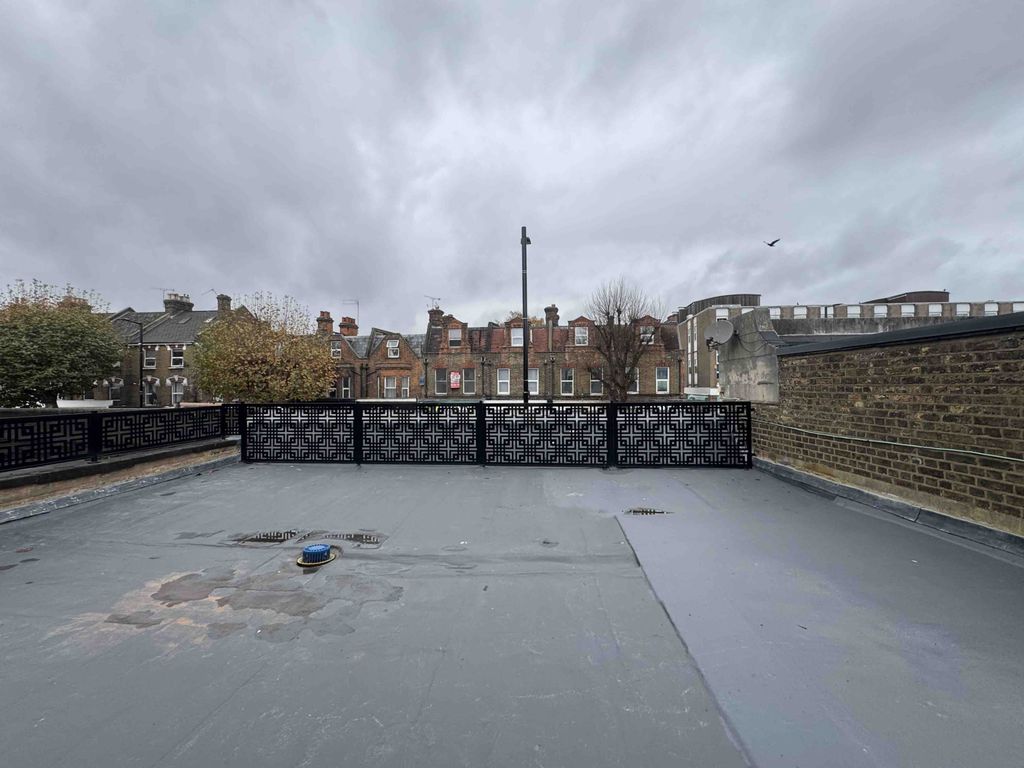 Property photo 2 of 9 Gallery