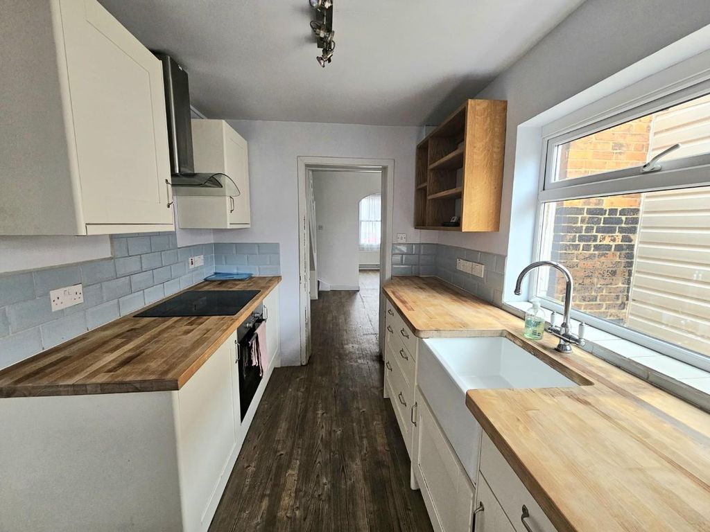 Property photo 2 of 15 Iulb3746.Jpg