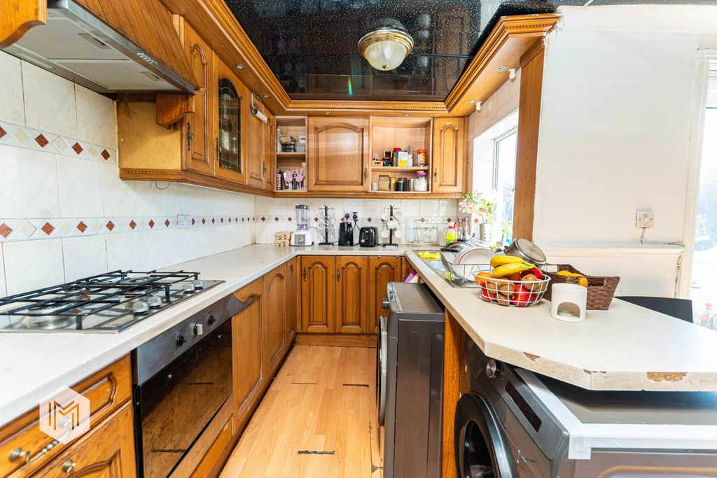Property photo 3 of 18 Picture No. 05