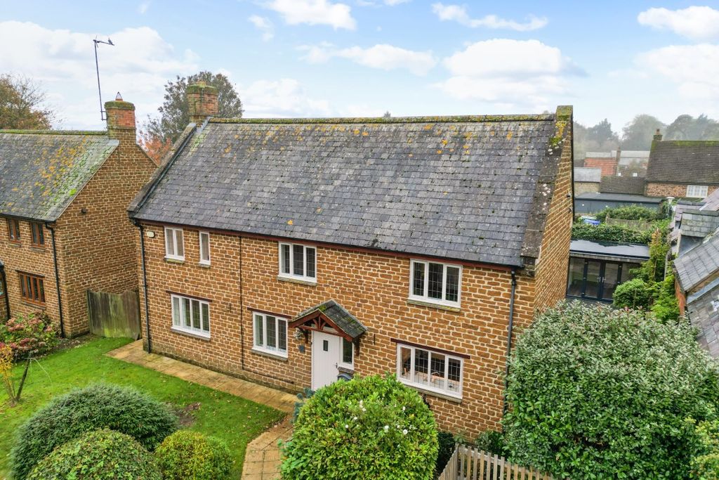 Property photo 1 of 49