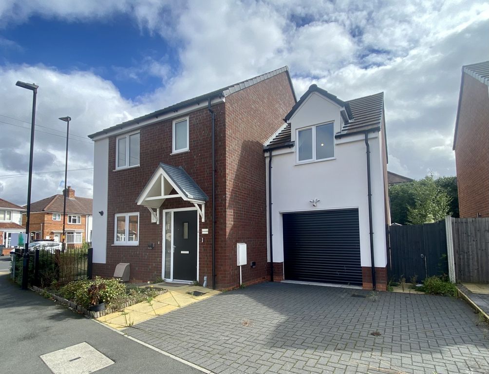 Property photo 1 of 40