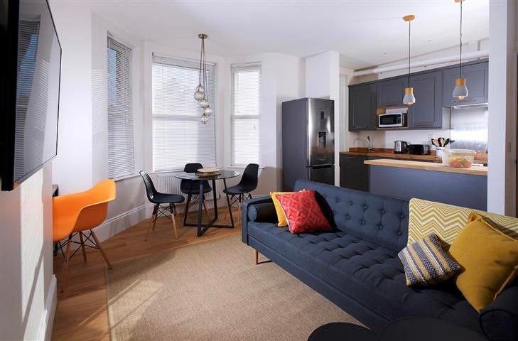 Property photo 2 of 9 Living Room