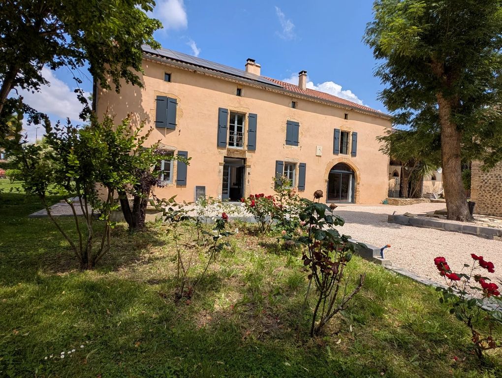 Property photo 1 of 42 Main Exterior View