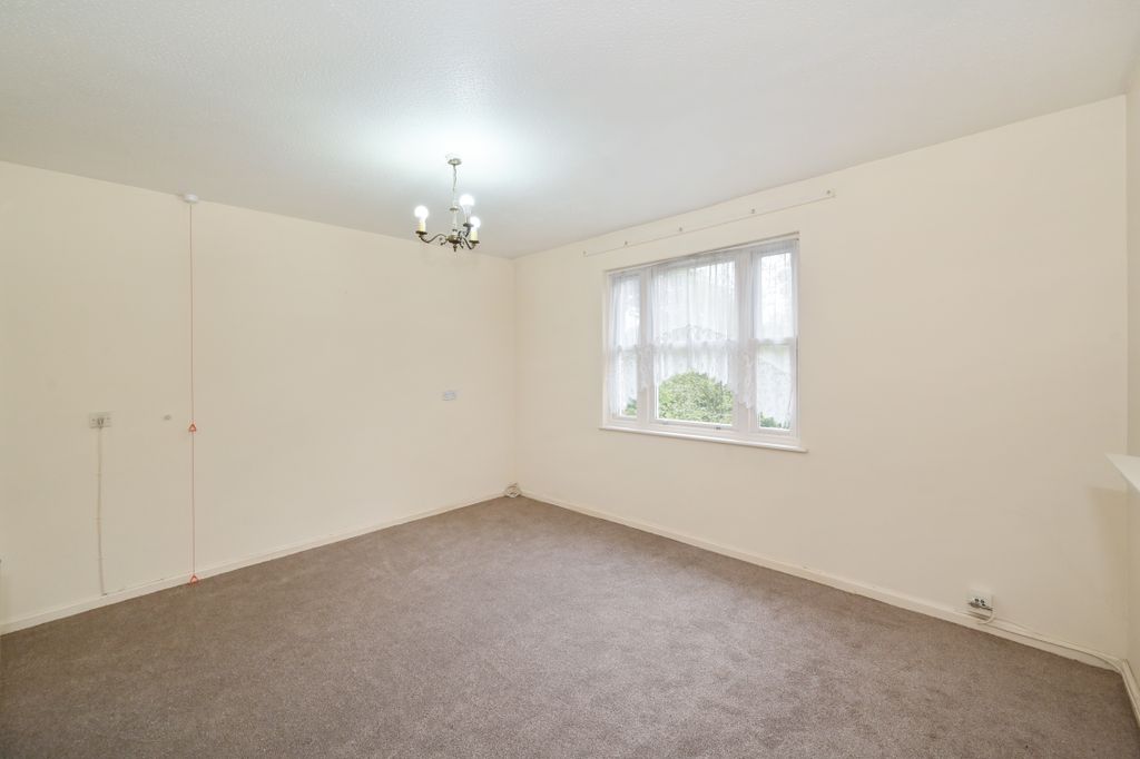 Property photo 2 of 13 26-Tysson-House (2)