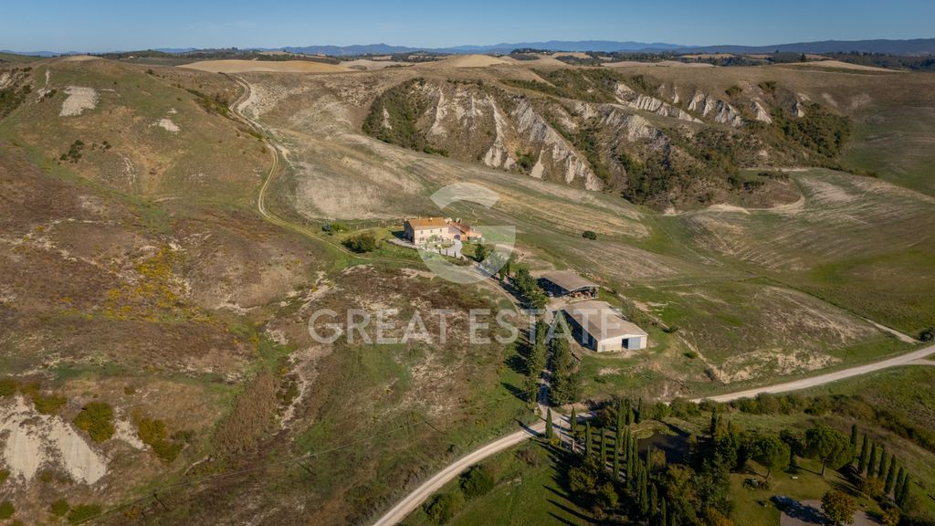 Property photo 3 of 50 Exteriors