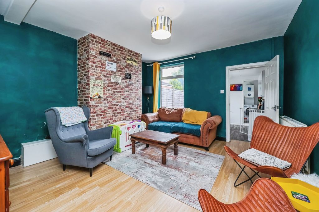 Property photo 3 of 17