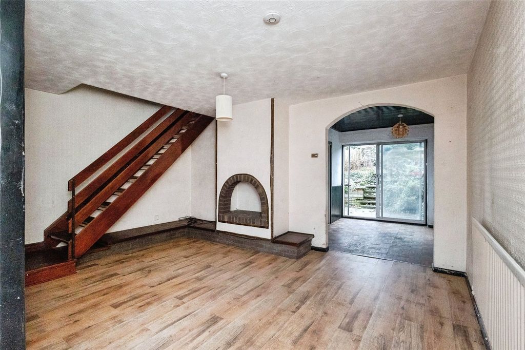 Property photo 2 of 14 Picture No. 11