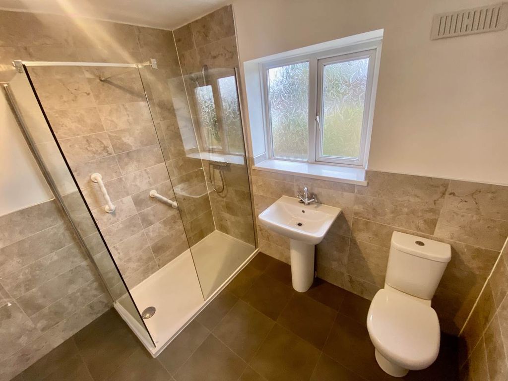 Property photo 3 of 19 Img_2449