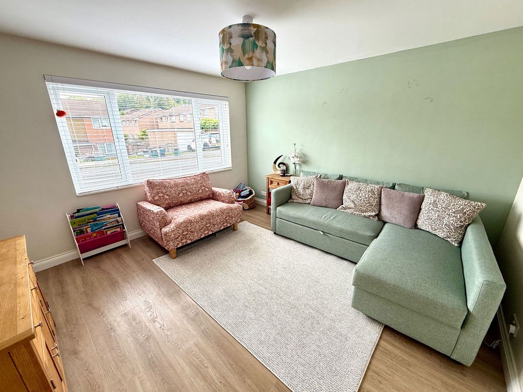 Property photo 2 of 22