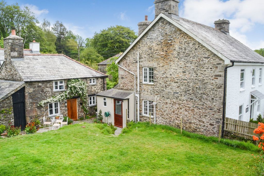 Property photo 3 of 32
